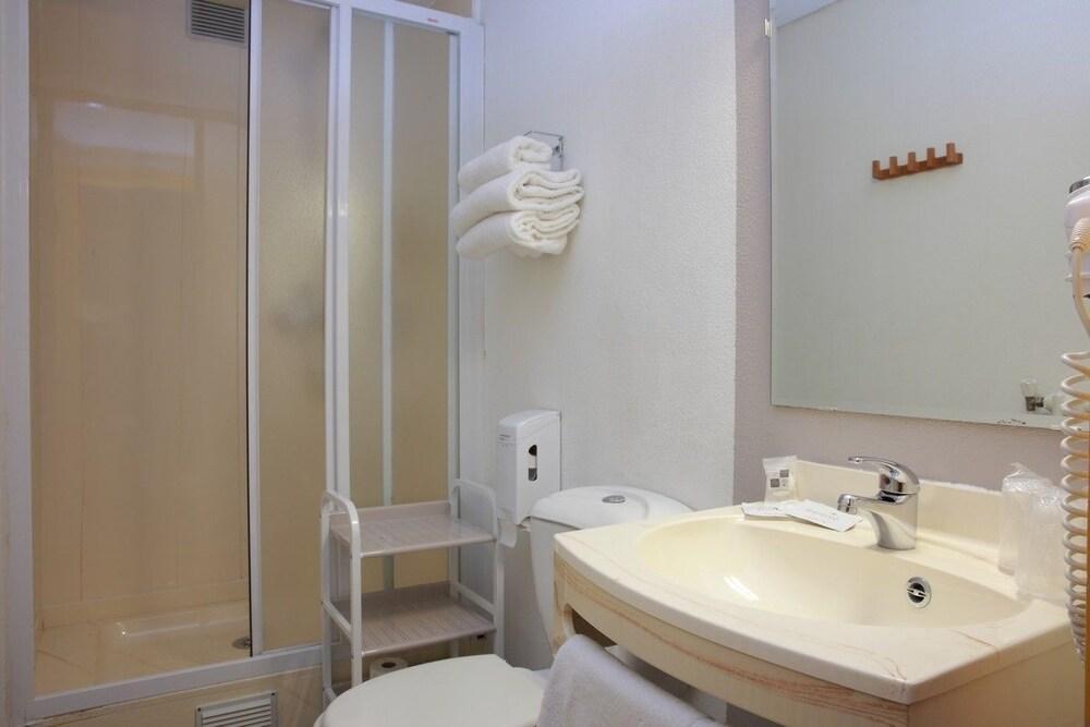Alerion Centre Gare Otel Metz Dış mekan fotoğraf